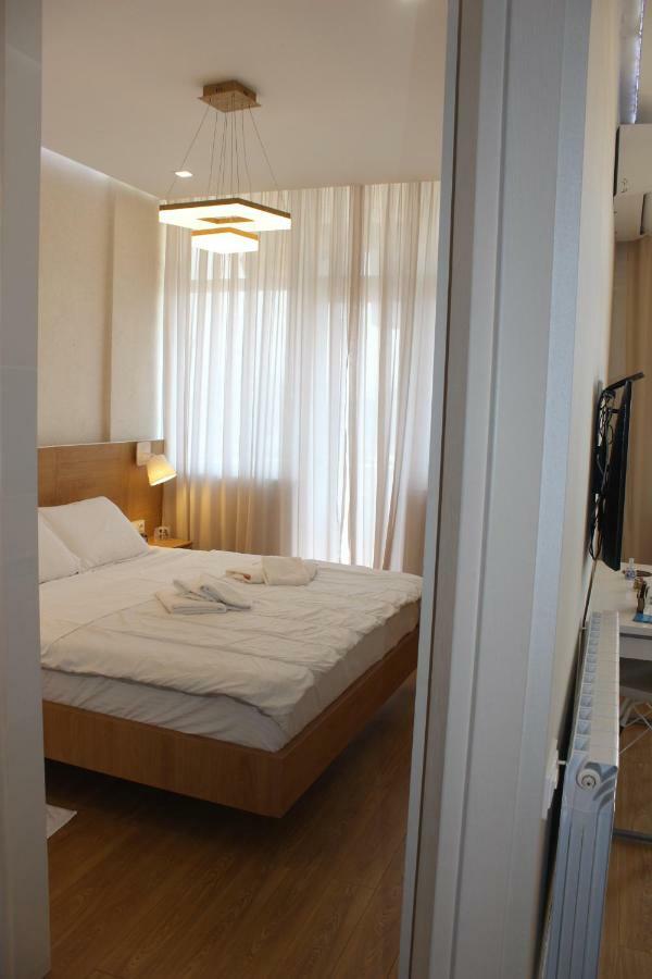 Batumi Studio 1 ภายนอก รูปภาพ